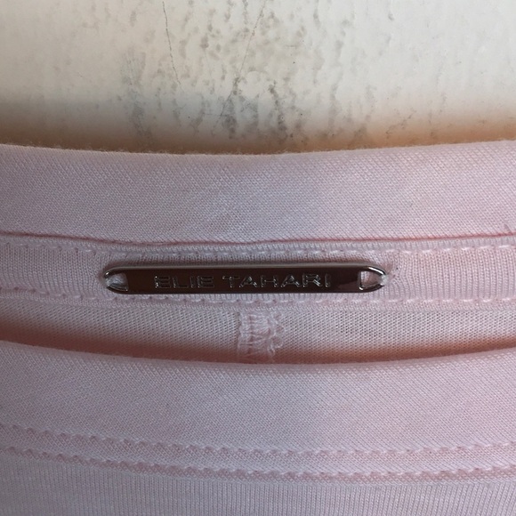 NEW Elie Tahari Light Pink Ruffle Sleeve Tee - Picture 3 of 5
